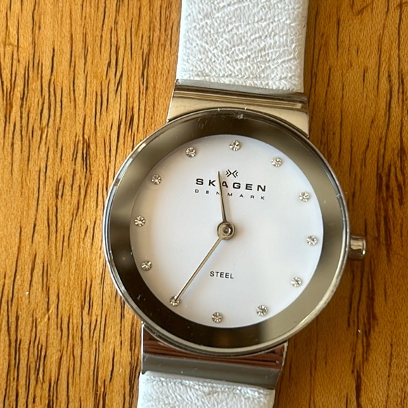 Skagen Accessories - Skagen Steel Watch with rhinestones